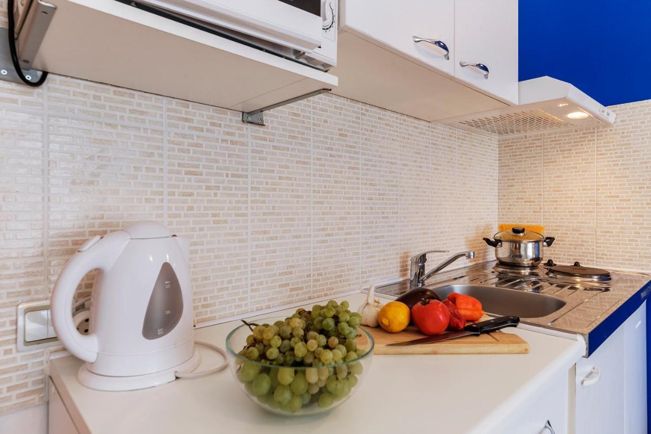 Apartments Canaria Pula Luaran gambar