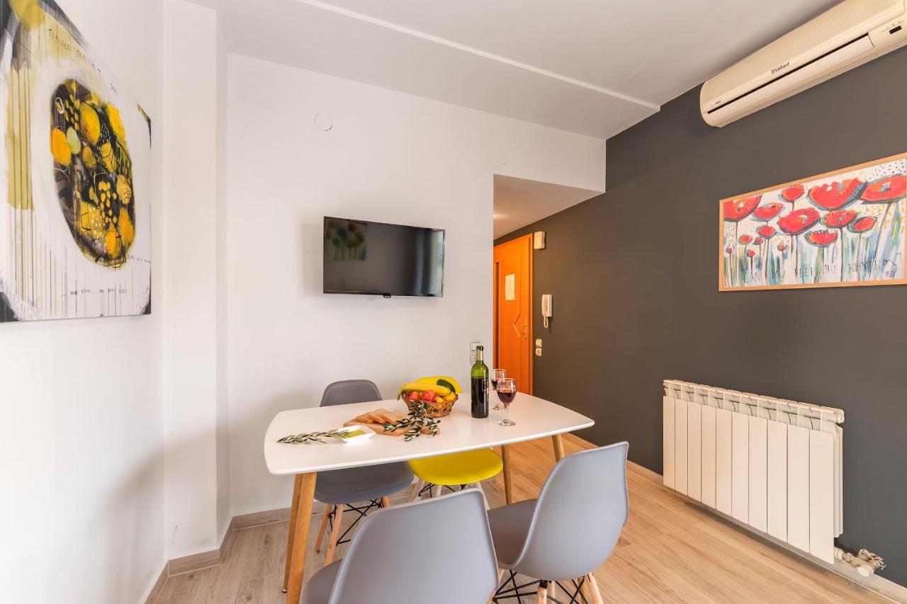 Apartments Canaria Pula Luaran gambar