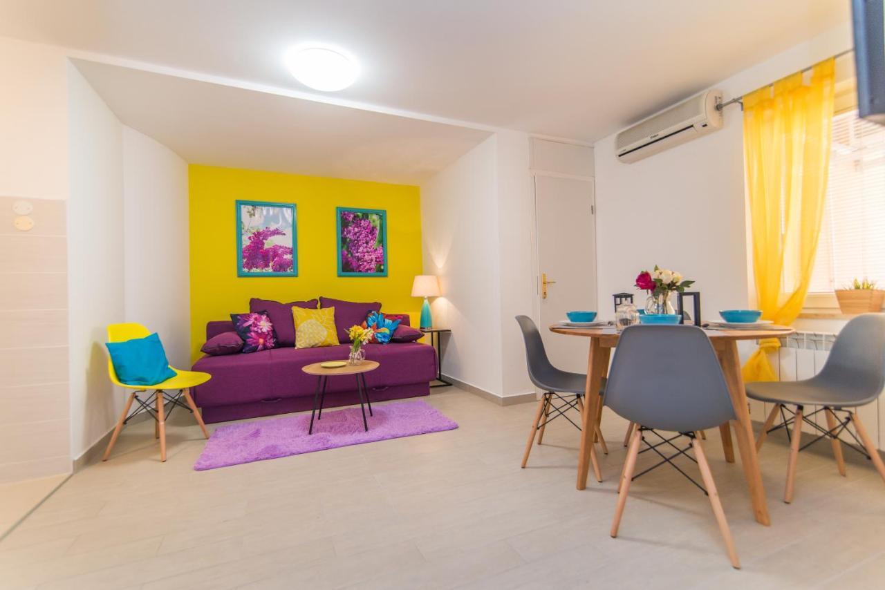 Apartments Canaria Pula Luaran gambar